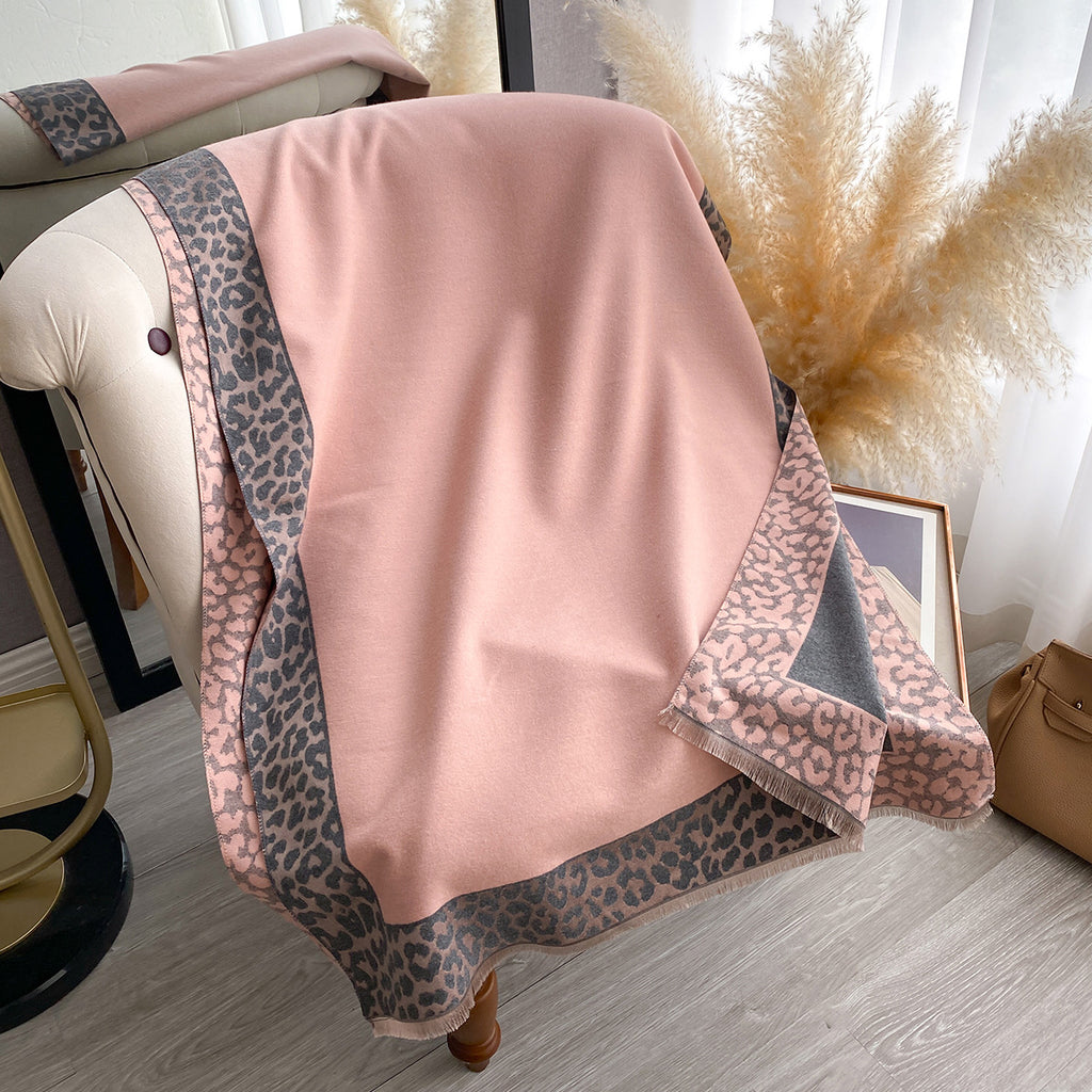 Intellectual Elegant Leopard Print Artificial Cashmere Scarf Women
