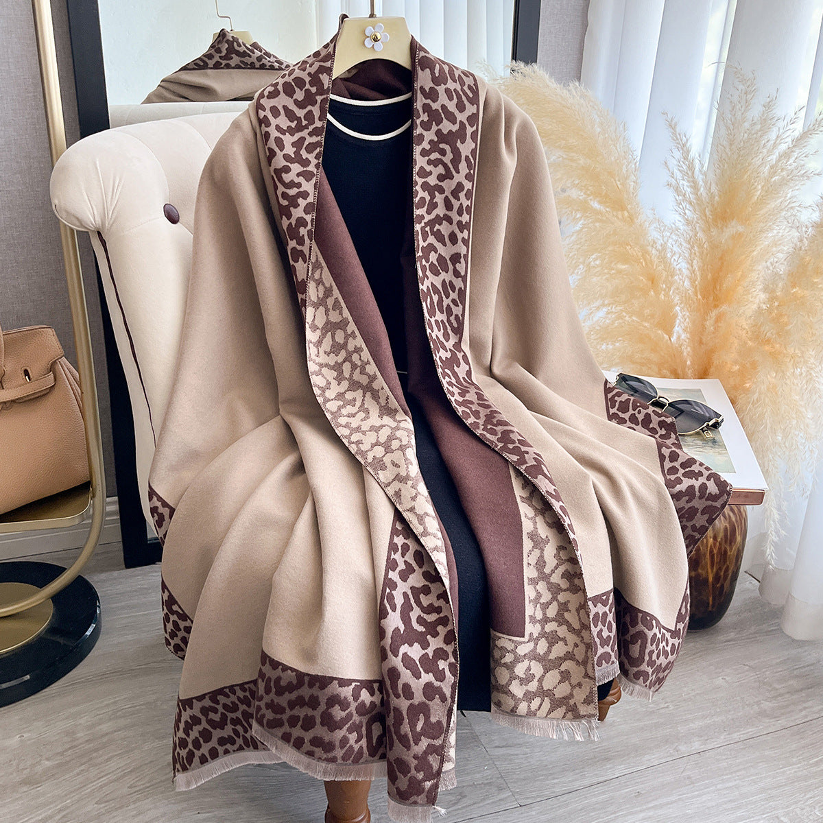 Intellectual Elegant Leopard Print Artificial Cashmere Scarf Women