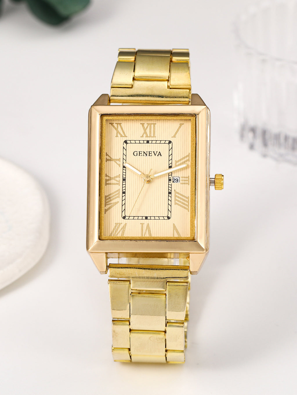 Men's Retro Simple Stylish Square Dial Calendar Quartz Watch