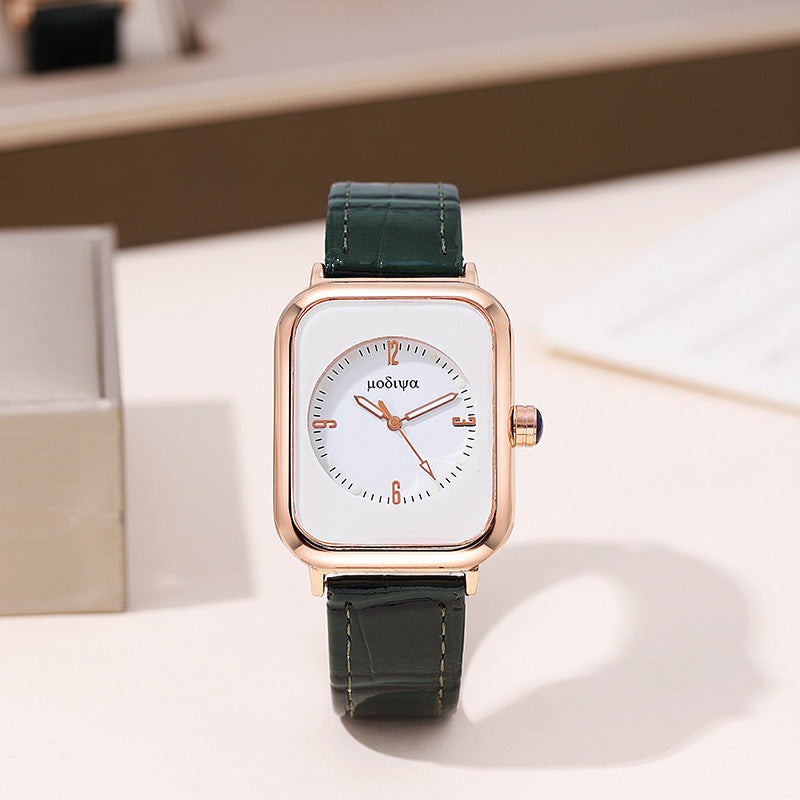 Watch Online Influencer Simple Luminous Student Temperamental Square