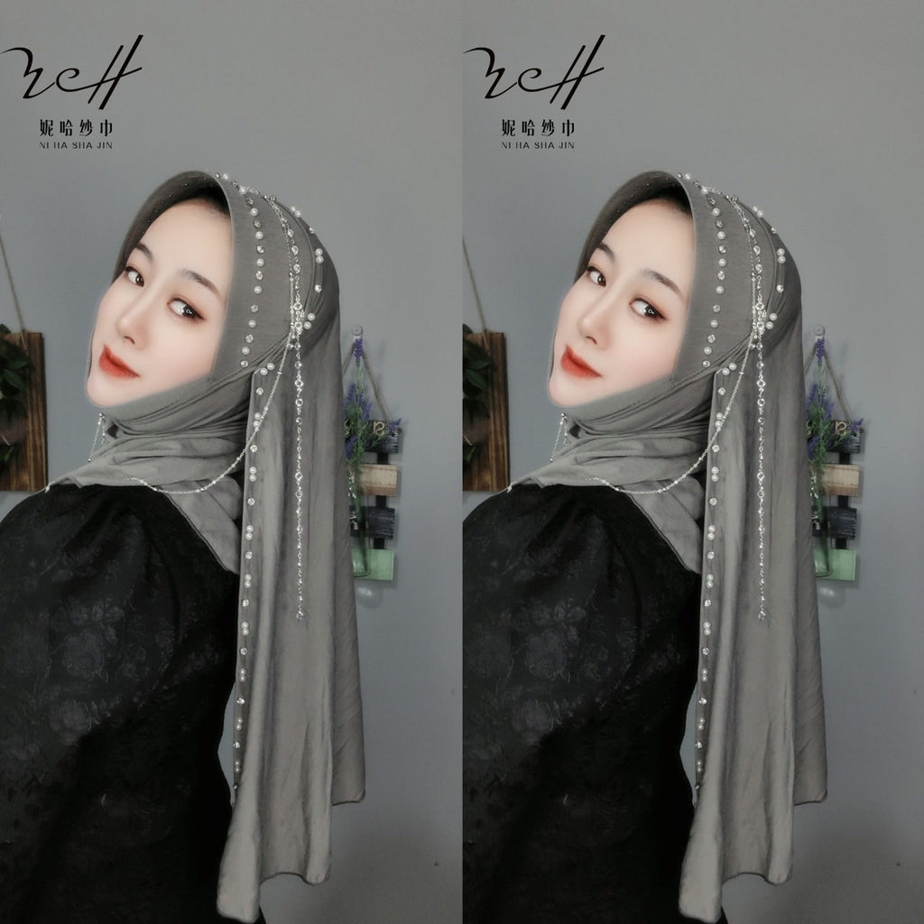 Hard Brim Heavy Industry Tassel Wrapped Scarf