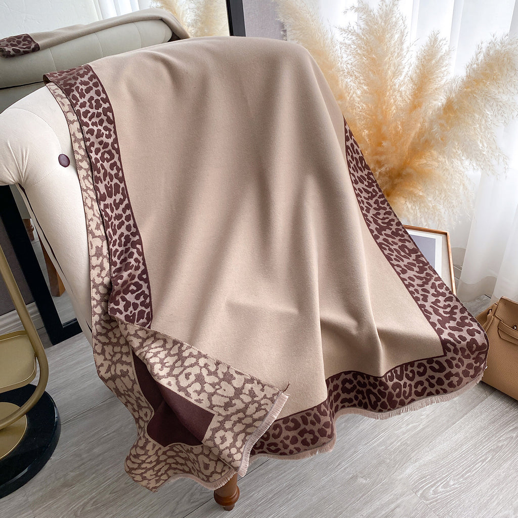 Intellectual Elegant Leopard Print Artificial Cashmere Scarf Women