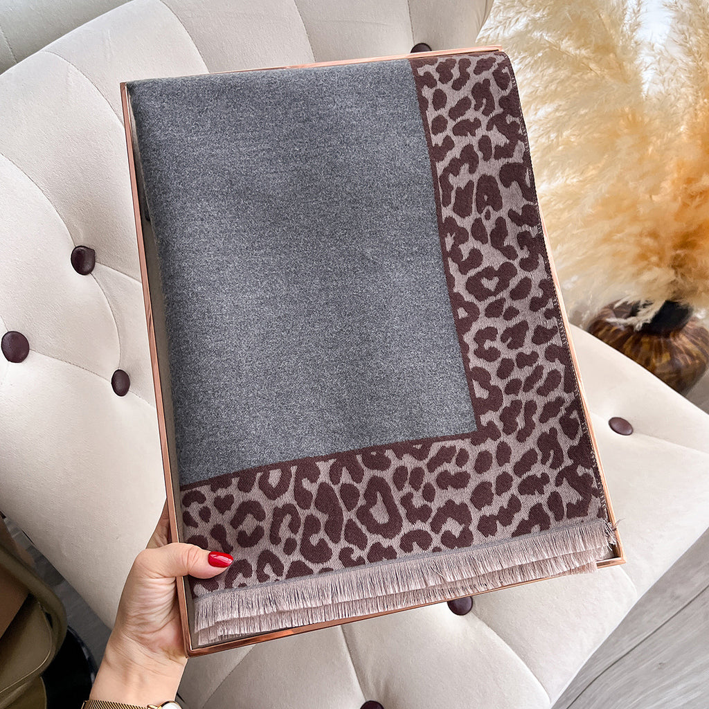Intellectual Elegant Leopard Print Artificial Cashmere Scarf Women