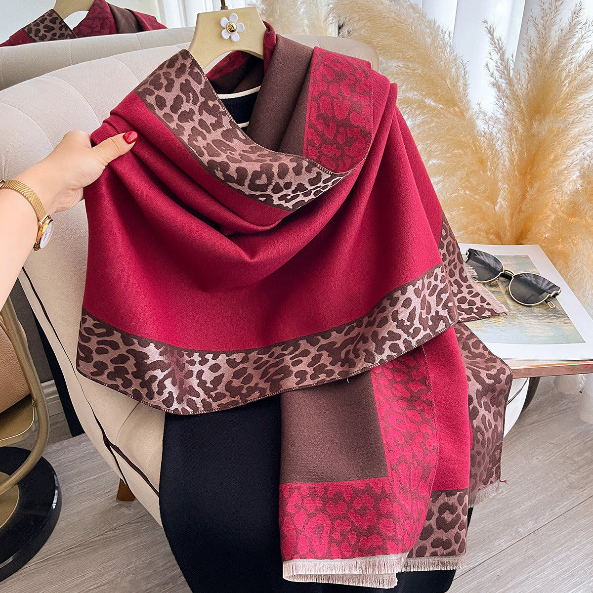 Intellectual Elegant Leopard Print Artificial Cashmere Scarf Women