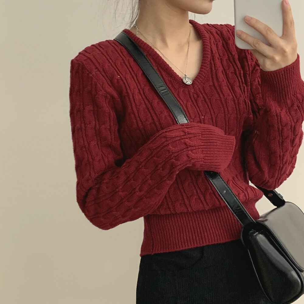 Twist-knit V-neck Waist-cinching Long-sleeve Knit Sweater