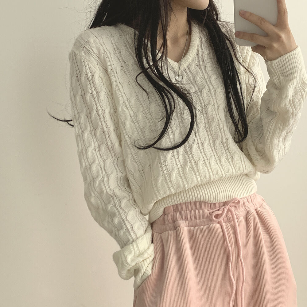 Twist-knit V-neck Waist-cinching Long-sleeve Knit Sweater
